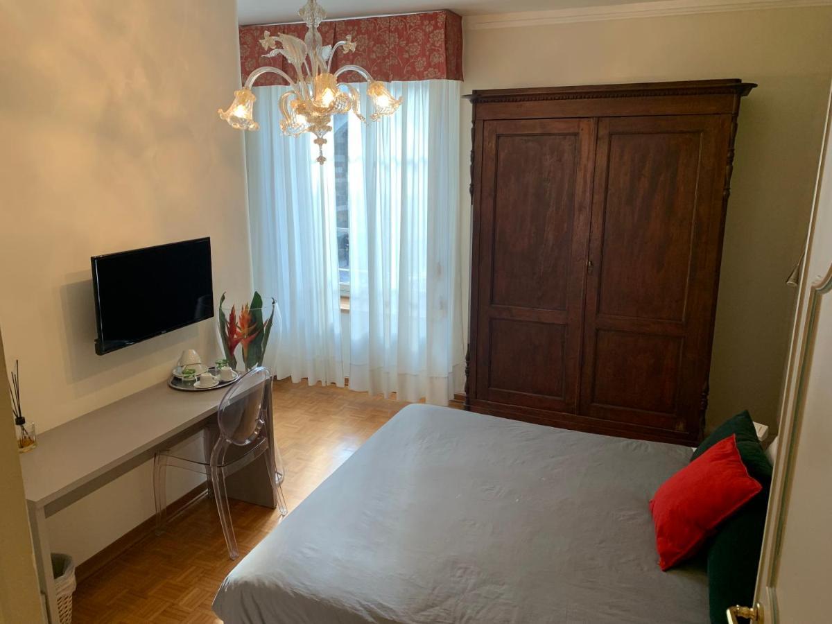 La Terrazza Di Via Elisa Bed & Breakfast Лука Екстериор снимка
