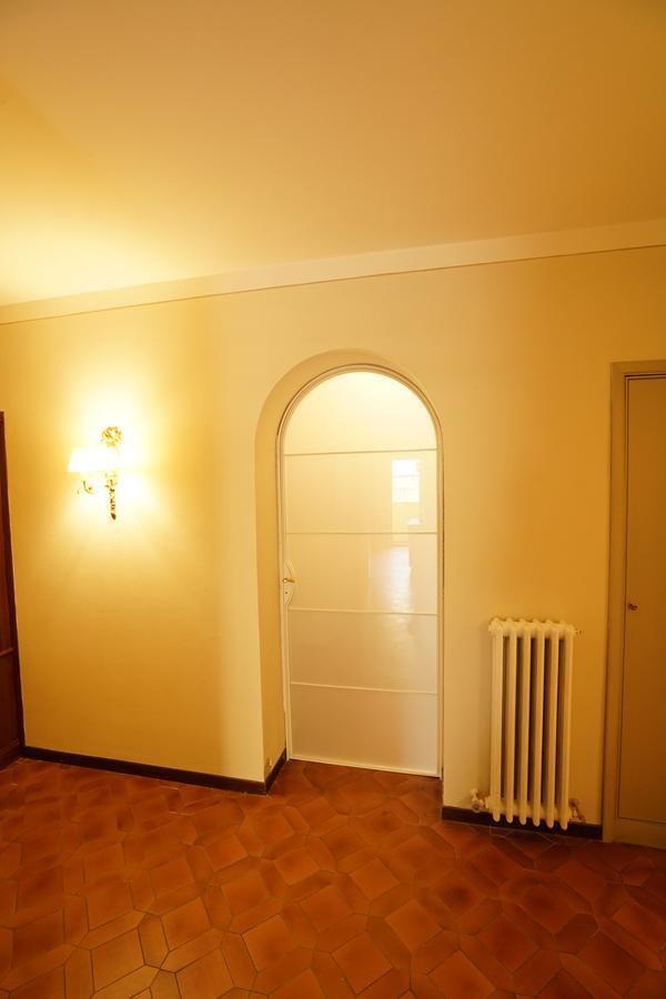La Terrazza Di Via Elisa Bed & Breakfast Лука Екстериор снимка