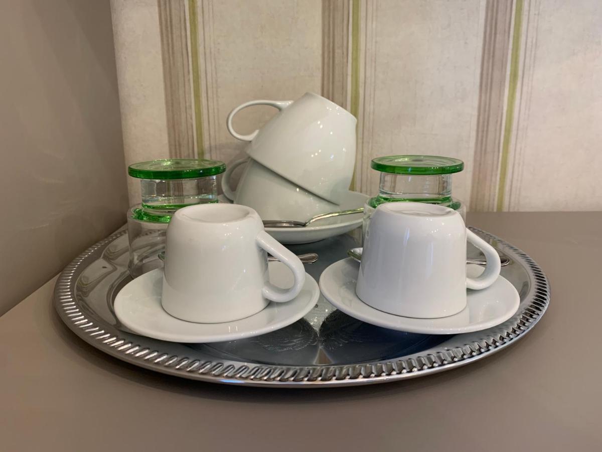 La Terrazza Di Via Elisa Bed & Breakfast Лука Екстериор снимка