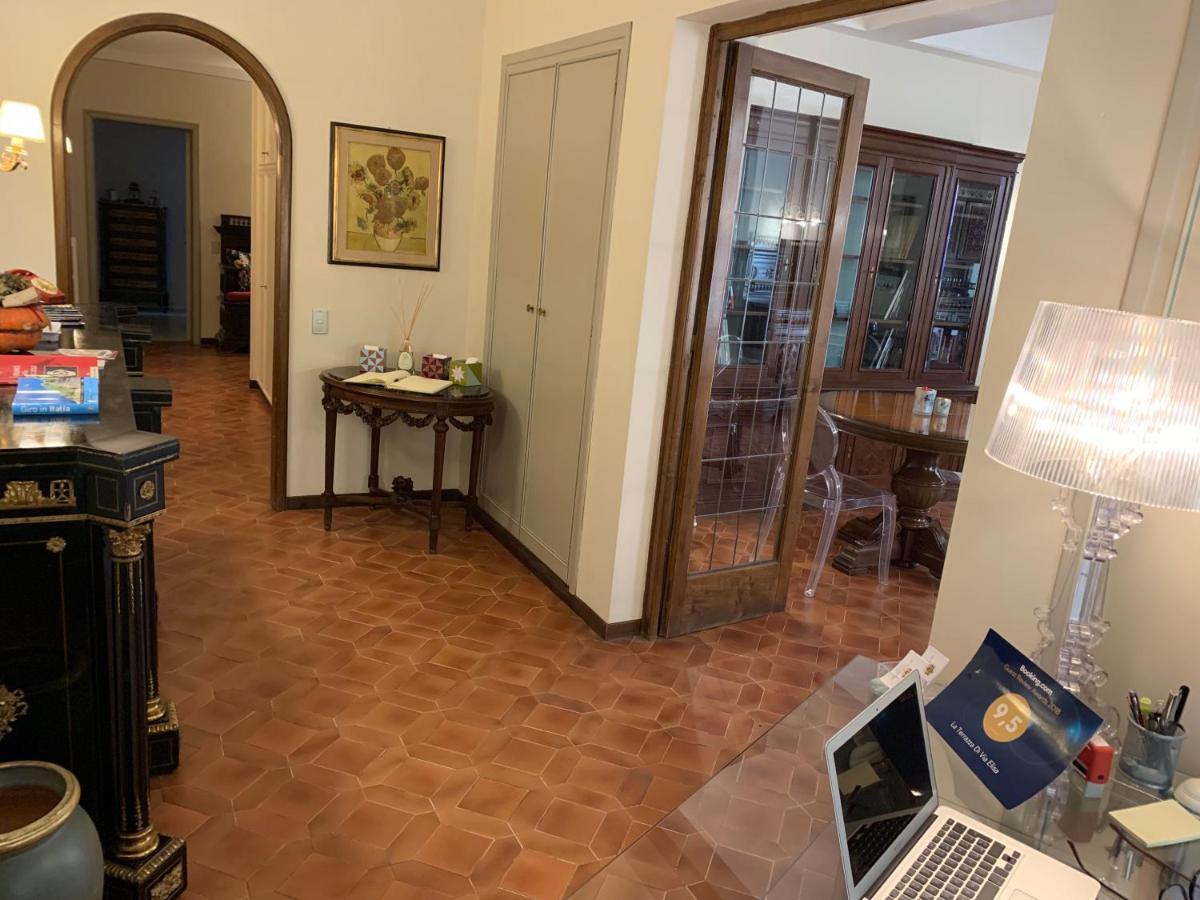 La Terrazza Di Via Elisa Bed & Breakfast Лука Екстериор снимка
